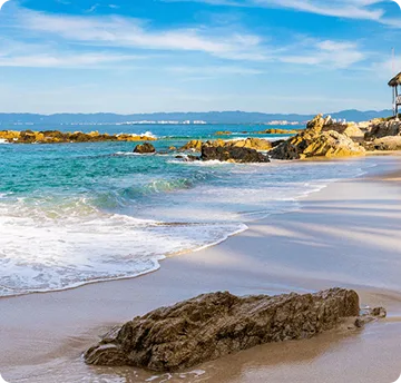 Puerto Vallarta’s stunning beaches, perfect for relaxation and leisure activities during your dental care journey.