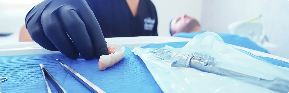 A representative image of a surgical moment accompanying an article on why to choose Puerto Vallarta Dentistry.